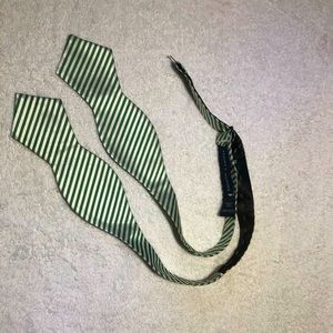 TommyHilfiger BowTie